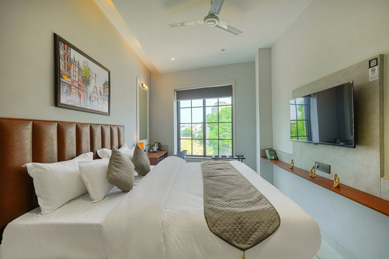 Superior Room City View